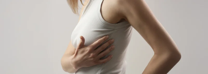 علت افتادگی سینه